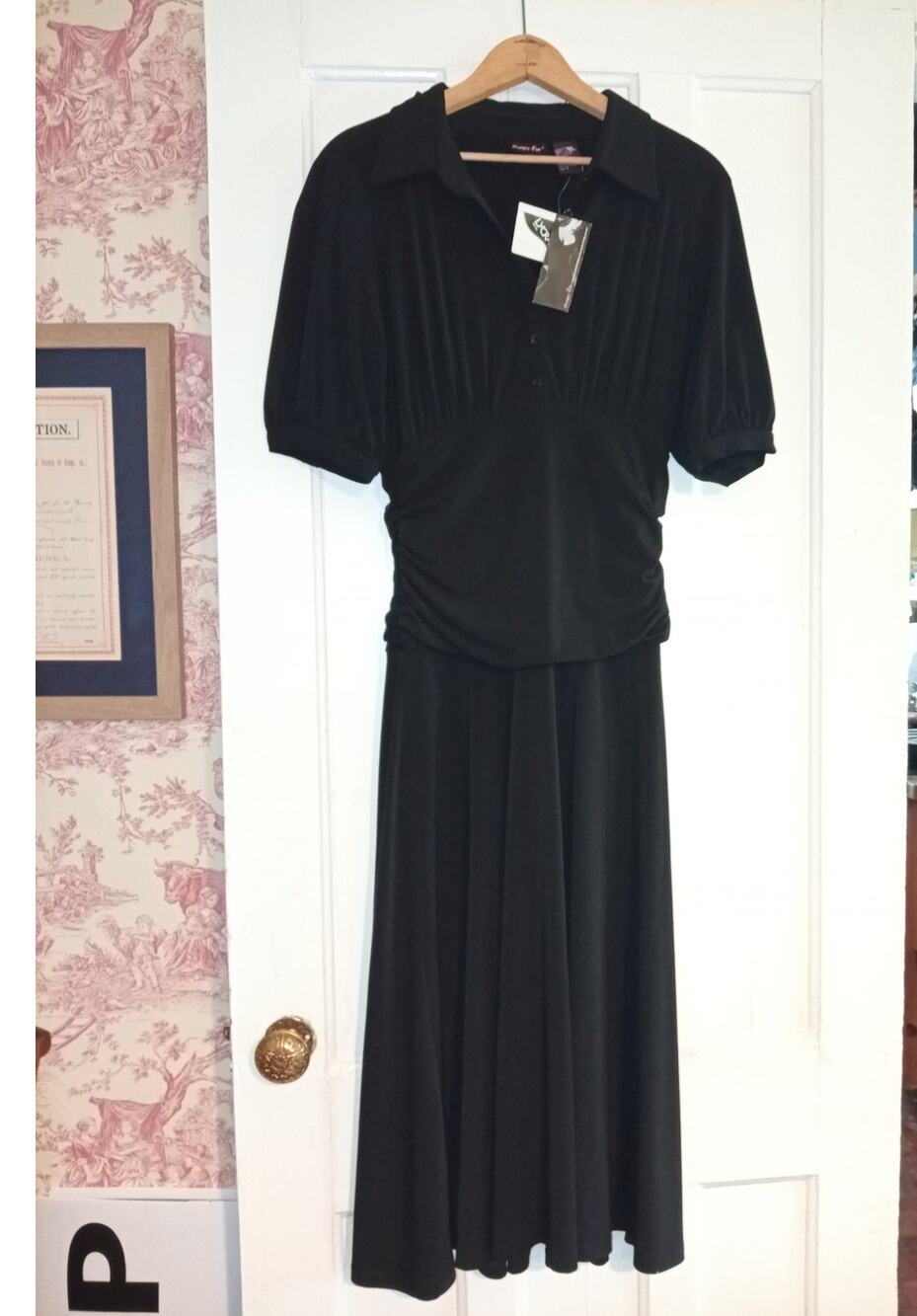 HTF Vintage Shape FX Black midi dress size 8 RARE NWT new VHTF